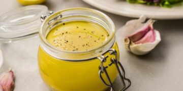 Hudhra dhe limoni: Receta për zemrën që zhbllokojnë arteriet dhe ulin presionin e gjakut