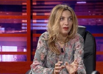 Njihuni me dy vajzat e Mimoza Ahmeti (Foto)