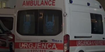Aksident i rëndë gjatë natës, raportohet se dy të rinj…