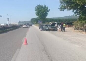 E Diela nis me aksidente! Raportohet se një grua të ketë…