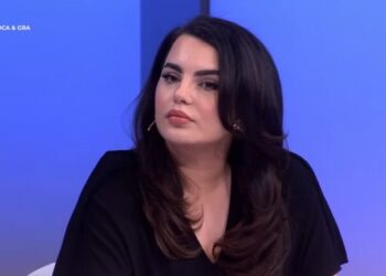 Armina Mevlani, Shtatzania