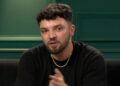 ‘Përjetova tmerrin…’ Olsi Bylyku sheh vd*kjen me sy ‘/Avioni ku po udhëtonte u g*dit nga rrufeja