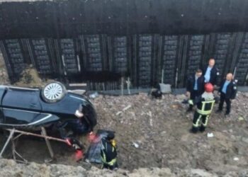 Aksident i rëndë, humb jetën një person! PIagosen katër të tjerë