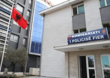 Ngjarje e paprecedentë në vend! Dyshohet se babai 36 vjecar, ka kryer m*rrëdhënien s*ksuaIe me vajzën e tij 12-vjeçare