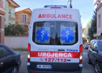 Ngjarje e rende ne vend, 47-vjeçari bie në kontakt me energjinë elektrike, ndërron jetë