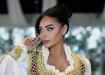 Egli na prezanton me personin e zemrës