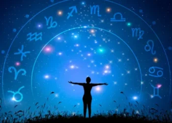 Saturni dhe Urani në retrogradë, periudhë e VËSHTIRË për këto dy shenja të horoskopit deri në fund të vitit