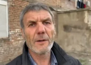 14-vjeçarja u hodh nga kati i tretë, flet qytetari që e priti në krahë: E shihja si mbesën time, i dola para dhe…