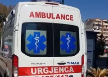 E rëndë në Tiranë, 25-vjeçari pl*gos të miturin…