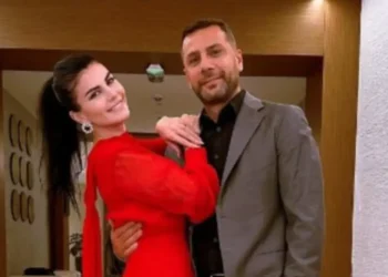 “Udhëtoi gjithë natën…”/ Rudina Dembacaj festoi ditëlindjen, ja si e surprizoi Marku…
