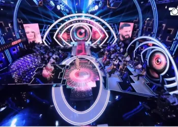 “E kisha nxjerr për flokësh përjashtë“/ Çfarë po ndodh mes Selin dhe Mirit…