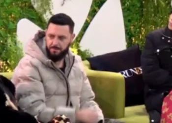 “Çfarë aleance, unë me atë?!”/ Miri habit për Stinen: Do t’i fus shkelmin …