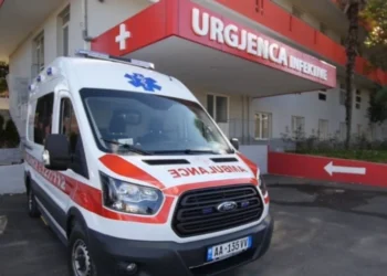 Cfarë po ndodh kështu? Gjendet i vetv*rur një person në banesë, dyshohet se…