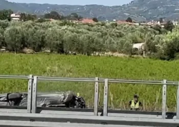 Aksident i frikshëm në vend! Mjetit i cahet goma, një person pIagoset rëndë