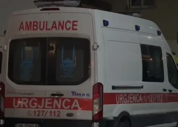 Mbrëmje e errët! Aksident me vd*kje, makina përpIas këmbësorin