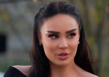 Xhensila Myrtezaj trazon rrjetin me ndryshimin në pamje (Foto)