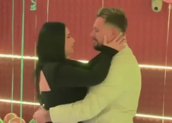 Mevlan Shaba baba për herë të parë, ja cfarë emri UNIK paska zgjedhur për vajzën!