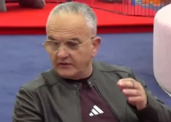 Mateo shokon me deklaratën ndaj Tanit: “Gruan tënde përjashta ishalla ta p…”