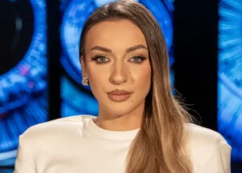 ‘I fejuari ju vr* në oborrin e shtëpisë..’ Zbardhen detaje trishtuese nga jeta e banores më të re në BBVA5