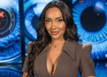 E mbani mend? Kthehet për herë të dytë në Big Brother! Kush është banorja më e re