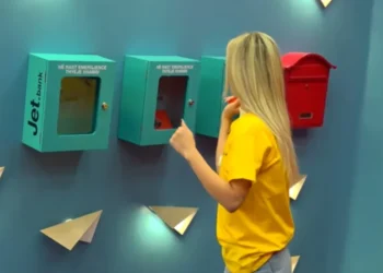 Theu kutinë e emergjencës, Selin merr ZARFIN që nuk e priste kurrë!