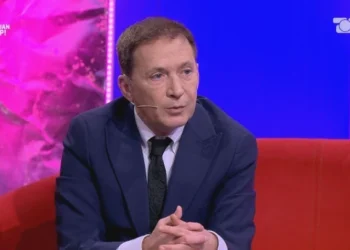 “Do të thosha se je g*y, por…”, ish banorja e BBVA shpërthen ndaj Arjan Konomit