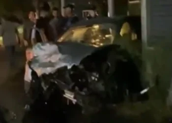 Aksident fatal/ Mjeti ka dalë nga rruga duke u përplasur kokë më kokë, raportohet për një v*ktimë (PAMJET)