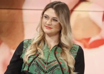 “I dashur, ti je tr*p”: Neda Balluku zbulon pse zgjodhi këtë titull për librin, thotë që…