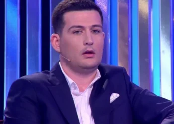Nuk do të jetë më opinionist i “BBV”?/ Reagon Arbër Hajdari