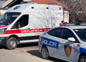 Aksident tronditës në vend! Makina përplas 9 vjecarin, raportohet që i m*turi të…