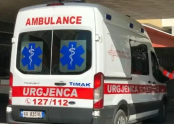Ngjarje e rëndë / Preku kabllon elektrike duke ecur në rrugë, humb jetën 16-vjeçarja