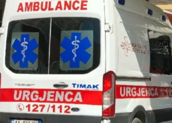 Ngjarje tronditëse! Gjendet i p*jetë pushuesi në plazhin e Vlorës, ja detajet e para