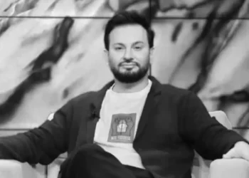 Dh*nohet Elton Tozaj, rrezikon të humbasë shikimin — reagon familja: “Kjo vajzë e showbizit…” (FOTO)