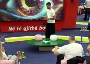 ZARF I PAPRITUR në shtëpinë e BBVA! Gimbo lexon NJOFTIMIN që TR0NDITI banorët para Prime-t