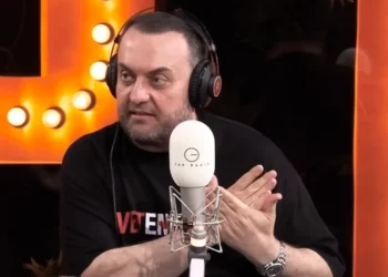 Olti Curri tregon sondazhin ‘live’ në studio se kush e fiton BBVIP!