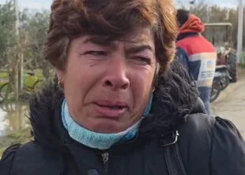 Situat e frikshme! ‘Sdi asgjë për djalin e burrin..’ Banorët në lot pas carjes së argjinatures së Semanit ‘Uji erdhi fuqishëm dhe…’