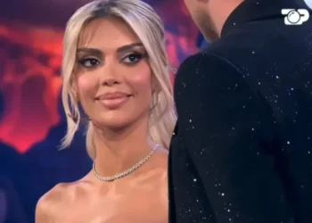 Çfarë nuk u pa në kamera gjatë finales? Brikena bën veprimin e papritur