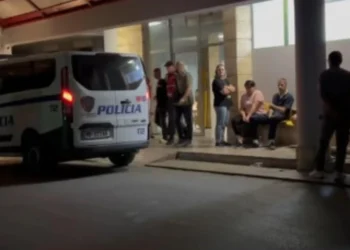 Del fotoja, ky është autori që i mori jetën 14 vjecarit! Ja cfarë shkruante ‘Shfaqem kur s’ta pret mendja…’