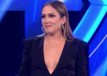 Arbana Osmani kthehet tek e shkuara, takohet me ish banoret e BBVA! (Foto)