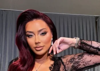 Ronela Hajati pëson ndryshimin drastik në pamje, humb 15 kg! Nuk do e besoni dukjen e saj