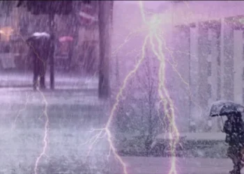 Jepet ‘ALARMI’: IGJEO jep njoftimin ZYRTAR ‘Ja ku pritet të ketë përmbytje dhe reshje të dendura shiu…’