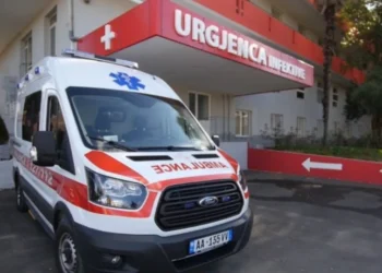 Lajmi i fundit: Aksidentohet këngëtarja e njohur shqiptare, ja gjendja e saj!