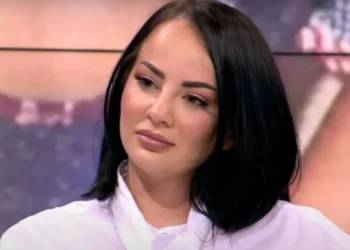 Përlotëse! Ish banorja e BBVA humb njeriun e afërt në lule të rinisë, përlot rrjetin me dedikimin!