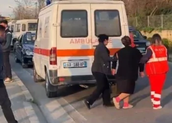 Prindër të 9 fëmijëve, fqinjët zbardhin prapaskenat e frikshme, shpërthejnë në lot e të qara për ciftin e vr*rë në Roskovec