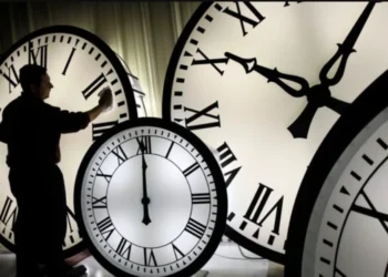 Ora e Verës 2026/ Kur lëviz ora një orë përpara? Ja pse këtë vit data ndryshon