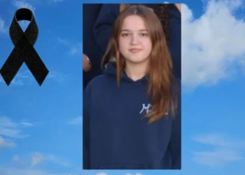 ‘Monik, do mbetesh gjallë mes nesh…’ Humbi jetën papritur, gjimnazi bënë postimin prekës për 16 vjecaren në Shkodër