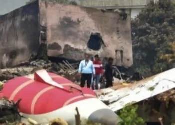 Rrëzimi i ‘Air India’/ Hetimet zbulojnë prapaskenat, ja si piloti i ngriti kurth kolegut: Avioni, në duart tuaja…