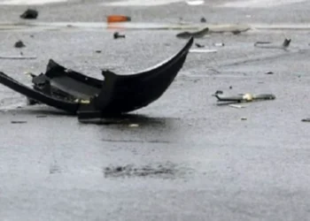 Aksident me vdekje në vend! Dy makina bëhen copash, humb jetën drejtuesi i mjetit