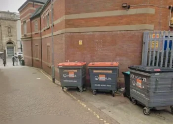 I riu shqiptar vd*s tragjikisht: Kamioni e shtyp në koshin e plehrave, më pas u…