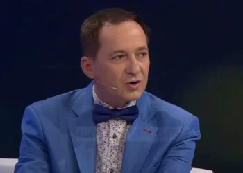 ‘Fshijë postimin ose largohu…’ Arjan Konomi tregon mënyrën ‘përbuzëse’ si e larguan nga TCH